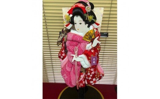 AR003-1 女物20号(約60cm)押絵羽子板　飾り台付