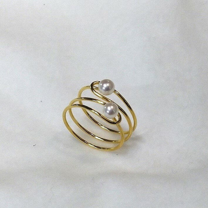 【ふるさと納税】1792 リング・ダブルパール（ボタン）金色　真珠 指輪 アクセサリー 母の日のプレゼント キュートなリング カジュアルアクセサリー 装飾品 オシャレアイテム クリスマスプレゼント 淡水パール 愉しい贈り物 ポピュラーアクセサリー 自分へのご褒美 ピッタリ