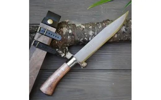 土佐鍛剣鉈 夏霞 7寸 ダマスカス15層青2鋼 ステンツバ輪 樫オイルステン柄 | ナイフ アウトドアナイフ 狩猟 刃物 南国市
