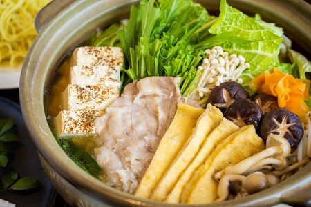 京都Kissuien「京丹後産野菜と極み出汁とともに味わう黒豚鍋セット」（4人前）