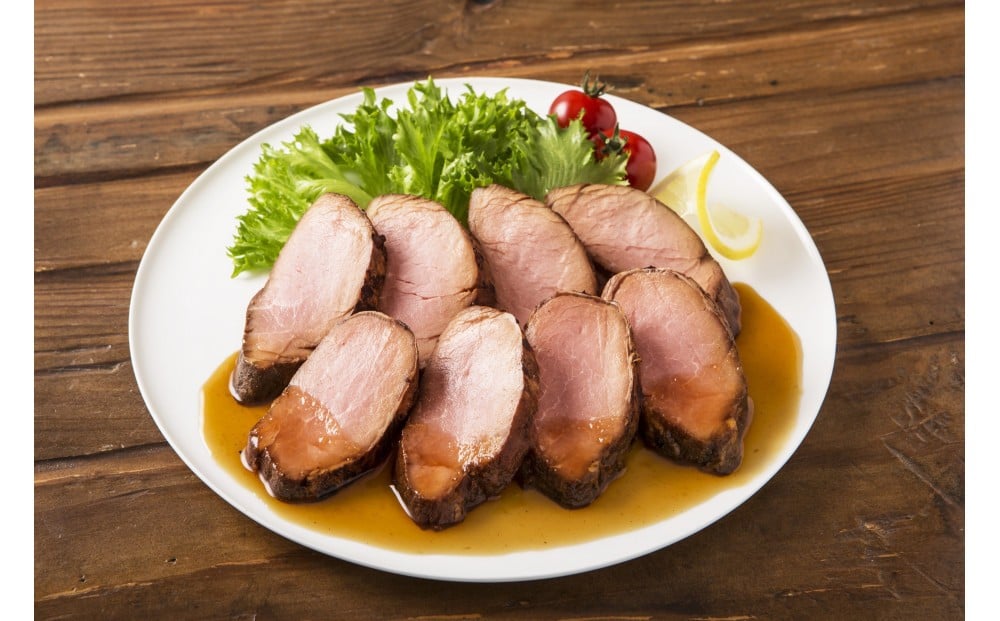 
            炭火焼豚ヒレローストポーク 200ｇ×3
          