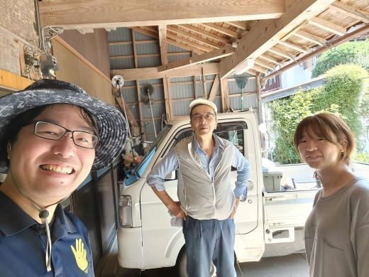 賑わう集落の様子