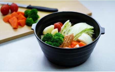 有田焼 熱々のまま食卓へ「Only碗」（ブラック） 【大慶】 土鍋 直火対応 電子レンジ対応 オーブン対応 キッチン用品 調理用具 食器兼用土鍋 うつわ 一人暮らしの土鍋 一人用鍋 レシピ付 A24-