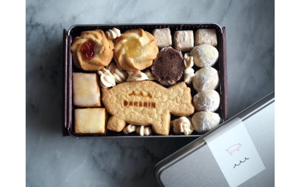 クッキー 缶 詰め合わせ 『ぶた』【手作り 焼き菓子 】スイーツ 菓子 人気 （ サブレ くるみ スノーボール チョコサブレ レモンサブレ 和三盆クッキー いちご りんご ジャム アーモンド メレンゲ ） 神奈川 相模原 BAKERIN ベイクリン ※着日指定不可
