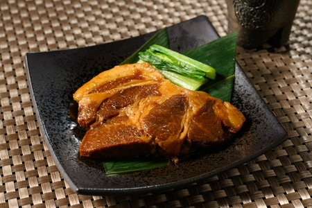 豚肉の甘露煮（肩ロース）3食入 ～茨城県の銘柄豚『常陸の輝き』使用～ 【古河ブランド認証品】 | 豚の甘露煮 ぶた ブタ 甘露煮 かんろに カンロニ 甘い ご飯のお供 贈答 ギフト 茨城県 古河市 _