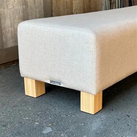 130 Bench(130ベンチ)NC アイボリー NAベース脚【SWOF】_雑貨・日用品 椅子・チェア・ソファ 家具・インテリア _【1580514】