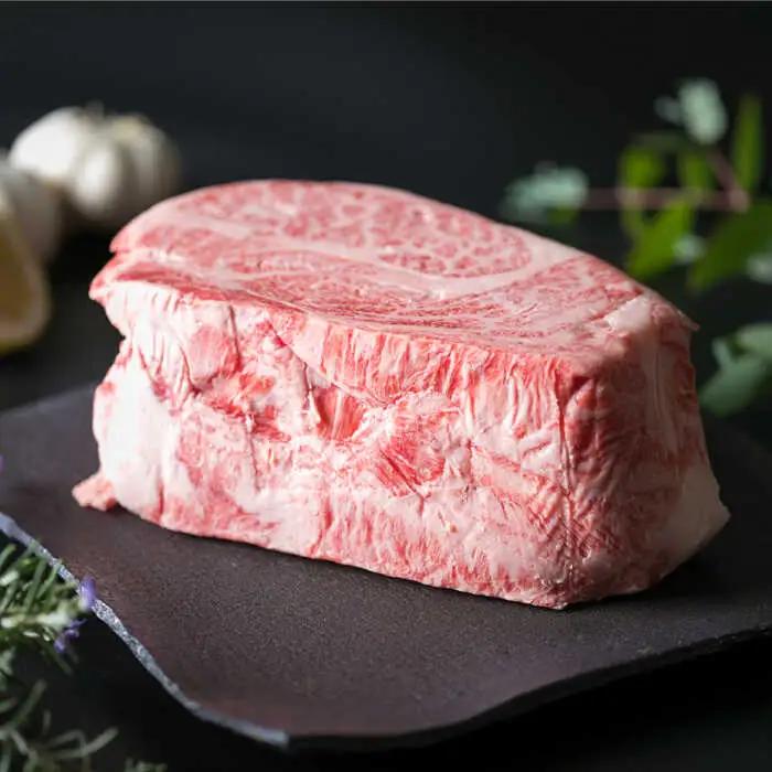 【全6回定期便】 A4 ランク 糸島黒毛和牛 肩ロース 肉 ブロック（ローストビーフ用）1kg×6回 糸島市/糸島ミートデリ工房[ACA149]