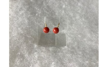 赤Tamaイヤリング 7.3mm以下(ネジ式)