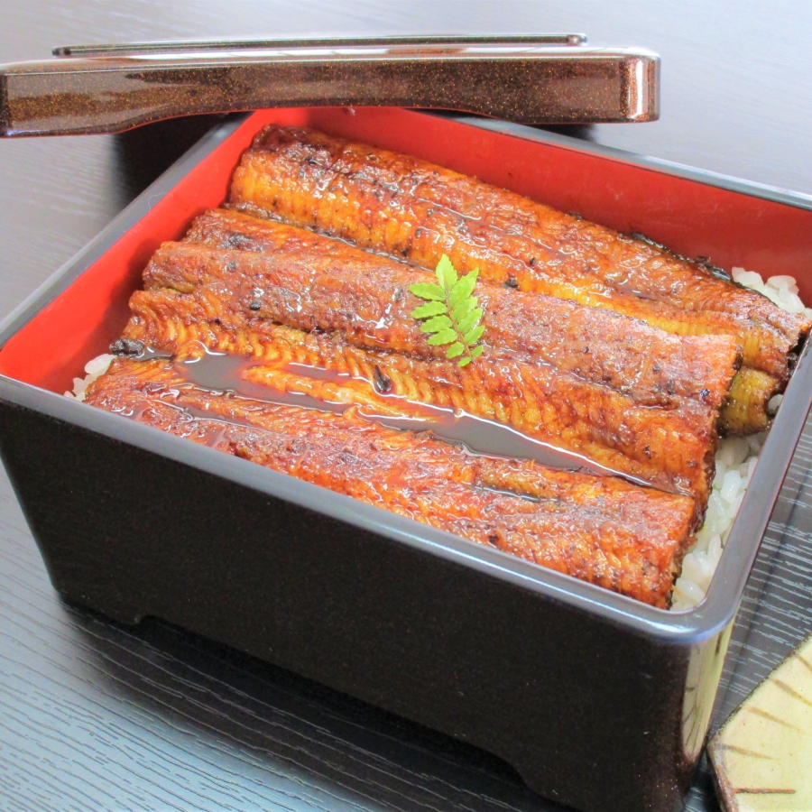 ＜和食割烹鰻丸＞蒲焼2尾、刻み鰻半尾セット