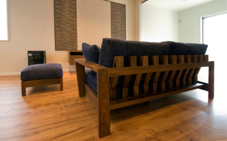 No.1119-05 （ウォールナット）AUTHENTICITY FINE OTTOMAN LT RD（レッド）