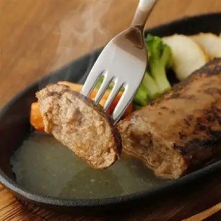 【毎月定期便】【全国テレビで絶賛】マインズハンバーグ(12個セット)　全6回_肉 ハンバーグ 牛肉   定期便 定期便  _【配送不可地域：離島】【4064209】