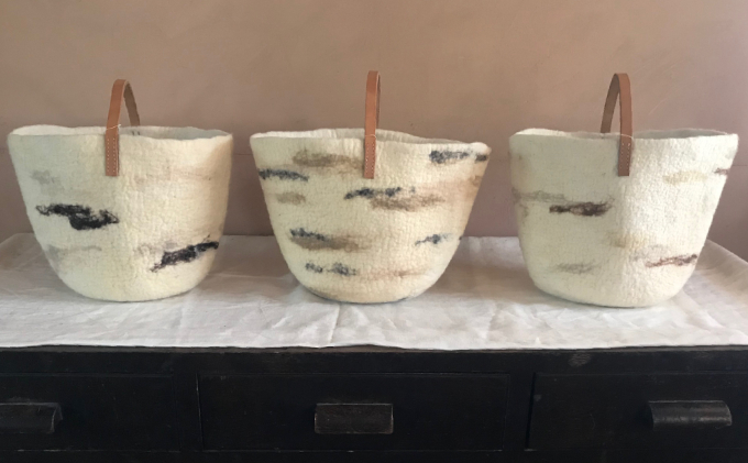 ウールフェルト カゴバックS（白樺）【北海道美深】 ファッション カバン バッグ 民芸品 工芸品