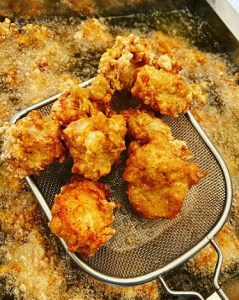 宗田節入りからあげ（冷凍950g）×１パック　 唐揚げ から揚げ からあげ 揚げるだけ おつまみ お弁当 揚げ物 おかず 惣菜 肉 お肉 鶏肉 とりにく むね肉 美味しい グルメ 【R01661】