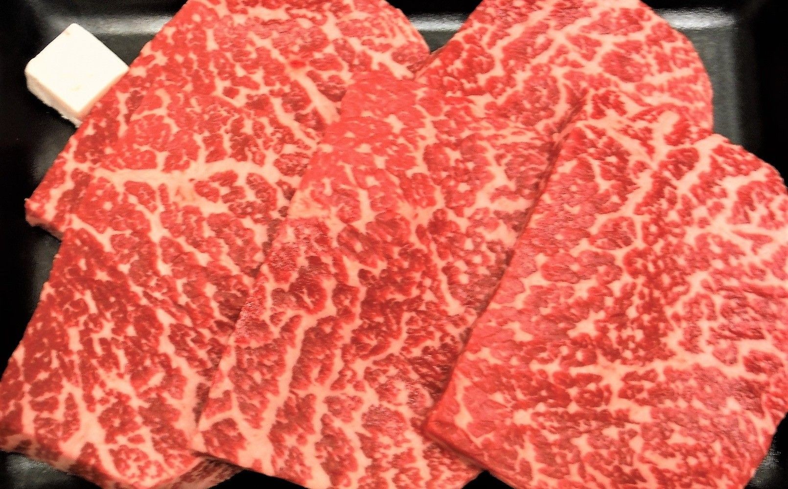 
                  山形牛モモステーキ　５枚で５００ｇ　0002-2208
                