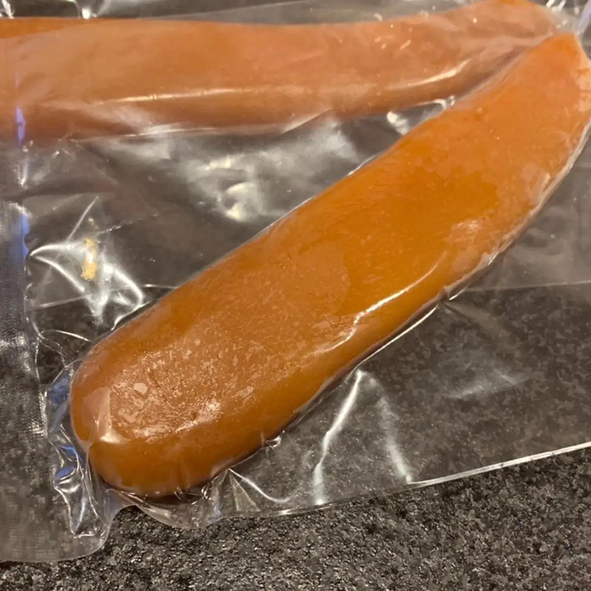 カラスミ 奥尻ワイン風味 国産 約40g 冷凍 叶寿司 | からすみ 唐墨 海鮮 魚卵 お酒のお供 肴 酒の肴 おつまみ あて 高級 珍味 海のチーズ 和食 和風 パスタ お取り寄せ グルメ | 北海