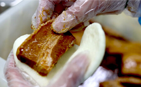 【12回定期便】 長崎 角煮 まんじゅう 12個入 大村市 岩崎本舗[ACAH049]