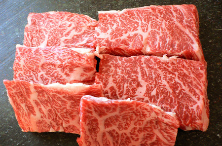 《兵庫県地域資源認定品》名産神戸肉旭屋 たかさご本店 神戸牛カルビ 焼肉用  1000g【神戸ビーフ 神戸ビーフブランド 高級和牛 神戸肉 兵庫県 高砂市】