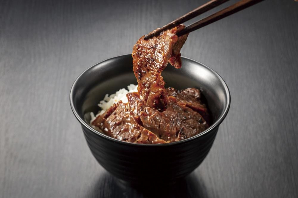【定期便/計12回】味付き牛ハラミ　1kg(200g×5)　計12kg | 特製タレ 焼くだけ 手作業で加工 焼肉 お取り寄せ バーベキュー ふるさと納税はらみ ふるさと納税ハラミ 柔らかい やわらか