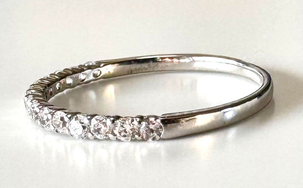 プラチナダイヤモンドリング ハーフエタニティーリング 0.30カラット 【AW-1066/0015】 