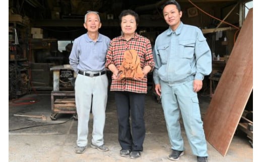 【屋久杉で創った】世界に一つだけの置物2文字(高橋工芸/033-1060)