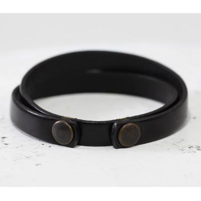 ふるさと納税 大津市 【イタリアンレース】オシャレに決まる!牛革　レザーブレスレット　ハンドメイド品　ベルトカラー:黒