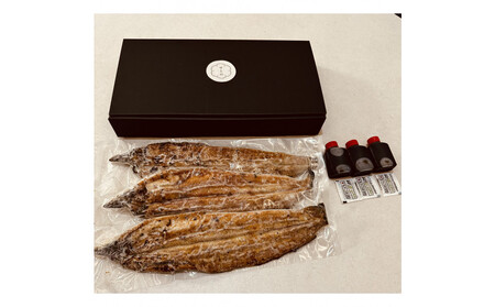 国産うなぎの蒲焼き 3尾（合計525g）