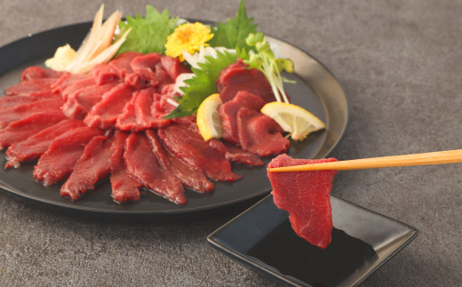 【3ヶ月定期便】 赤身 馬刺し 200g （100g×2） 計600g 馬刺 馬肉 馬 お肉 肉 冷凍