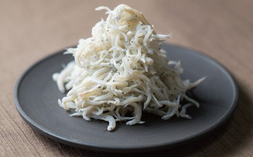 特上茹でたて釜揚げしらす　木箱入り1kg【冷凍】無添加・無着色 / しらす シラス 釜揚げ 冷凍【mar108】