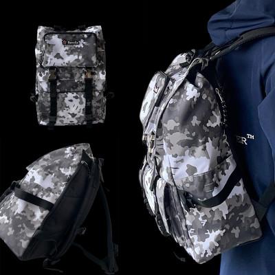 ふるさと納税 牧之原市 Revolla　タブレットポケット付きスクエアバックパック　リュック　男女兼用【迷彩ホワイト】 |  | 01