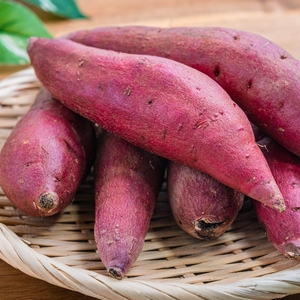 【予約受付】甘くてしっとり★さつまいも(紅はるか) 3kg / さつまいも 芋 お芋 紅はるか【delf004】