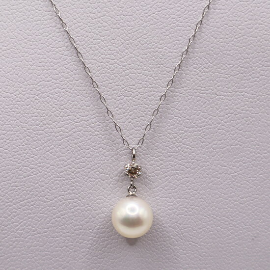 【ふるさと納税】1932 Pt あこや本真珠　6.5mmup　ダイヤモンド0.09ct　ペンダントネックレス