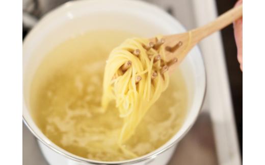 チーズおろし器（粗挽き用）とパスタ用ターナー おろし金 チーズグレーター 調理器具 キッチン用品 キッチンツール 燕三条製 [小柳産業] 10000円以下 1万円以下 【010S527】