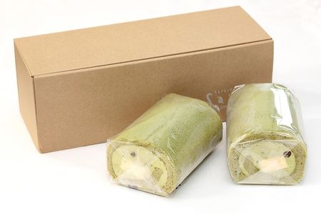 お茶処静岡！チャロル（静岡抹茶のロールケーキ）