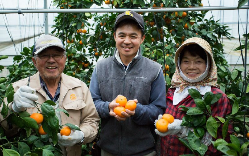 生産者の重さんご家族