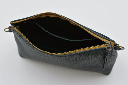 益子の革工房maharoのショルダーポーチ（S）ブラック｜栃木県 益子町 ふるさと納税 ショルダーポーチ 牛革 手作り（AX105-3）