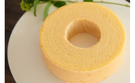 菜の花 湘南ゴールドソフトバウム（ホール）1個・沖縄黒糖ハードバウム（カット）セット 