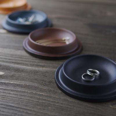ふるさと納税 富山県 colm レザートレイ丸型　Sサイズ　ブラウン　「立体成型で作った本革製トレイ丸型」 |  | 03