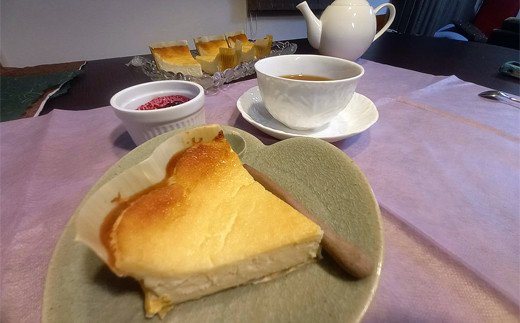 400002 とことん北海道原料にこだわった濃厚チーズケーキ  