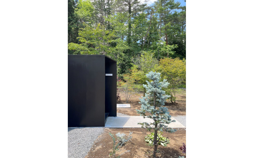 完全貸切 富士山の麓 河口湖町小立に佇む 一日一組限定 薪ストーブサウナ付コンテナハウス 一棟宿泊券（土曜日・祝前日）