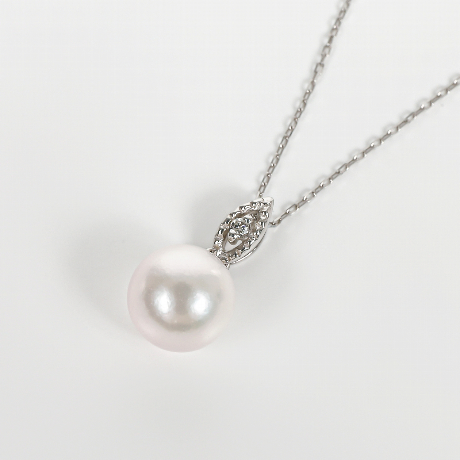 1784　プラチナあこや本真珠ダイヤモンドペンダント　マーキース  あこや真珠 本真珠 伊勢志摩　伊勢市 アクセサリー フォーマル カジュアル ジュエリー プラチナ ダイヤモンド 綺麗 ギフト お洒落