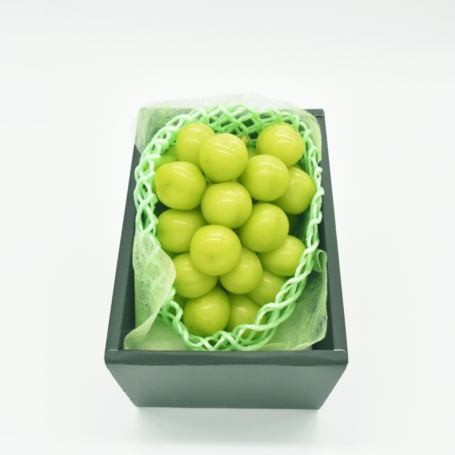 特選！シャインマスカット1房700ｇ相当