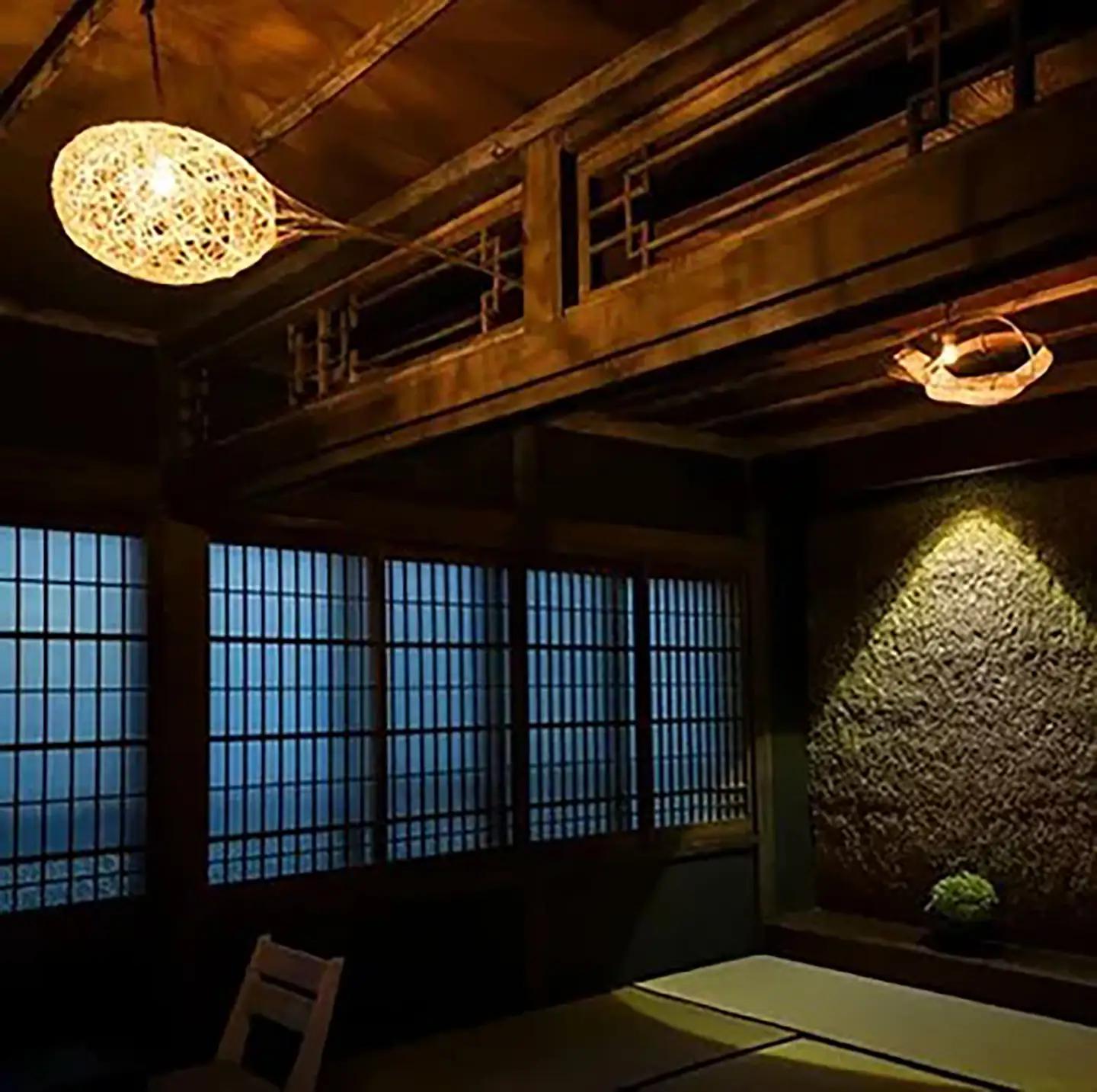宿泊券 「アイショウ」一日ひと組の宿 ご夕食「厳選食材を使ったお重」付きプラン宿泊券 1泊5名様