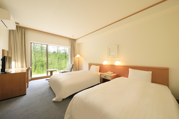 那須ちふり湖カントリークラブ　平日1名様プレー無料券〔C-29〕≪ゴルフ GOLF リゾート コース 温泉≫