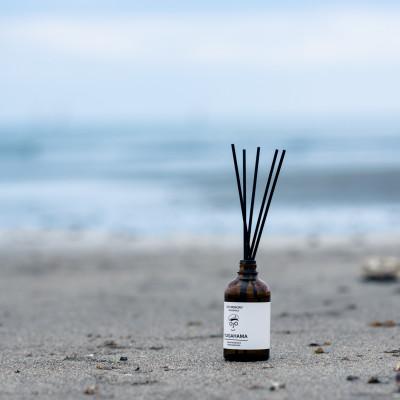 ふるさと納税 鎌倉市 KEYMEMORYの鎌倉のルームフレグランス 由比ヶ浜 |  | 01