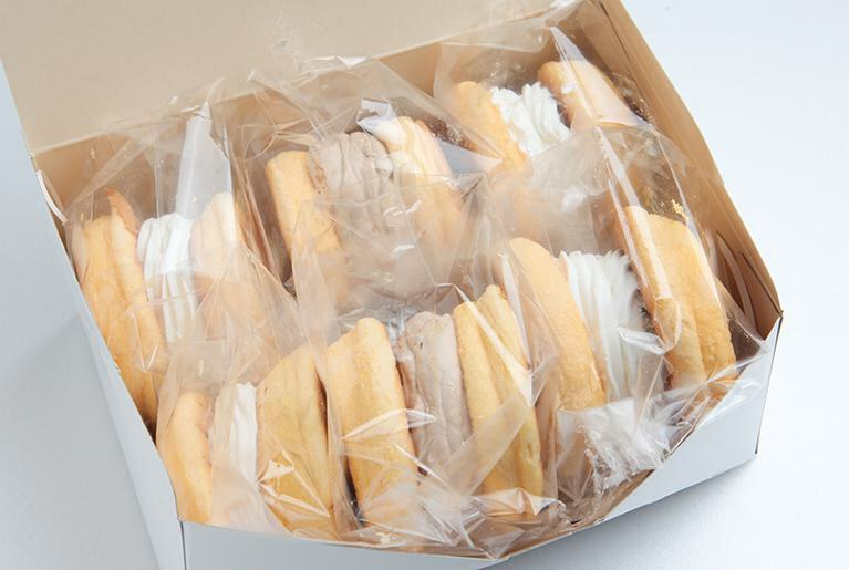 パンケーキカフェcafeblowの「ふわふわパンケーキ」 3種6個（プレーン 塩キャラメル Wチョコ） 099H3000