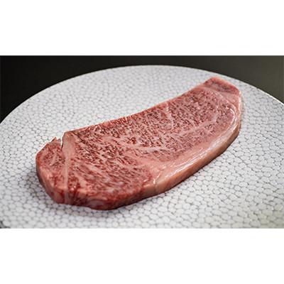 ふるさと納税 平取町 【A4/A5ランク黒毛和牛】びらとり和牛サーロインステーキ200g×4枚 オリジナルソース付 |  | 01