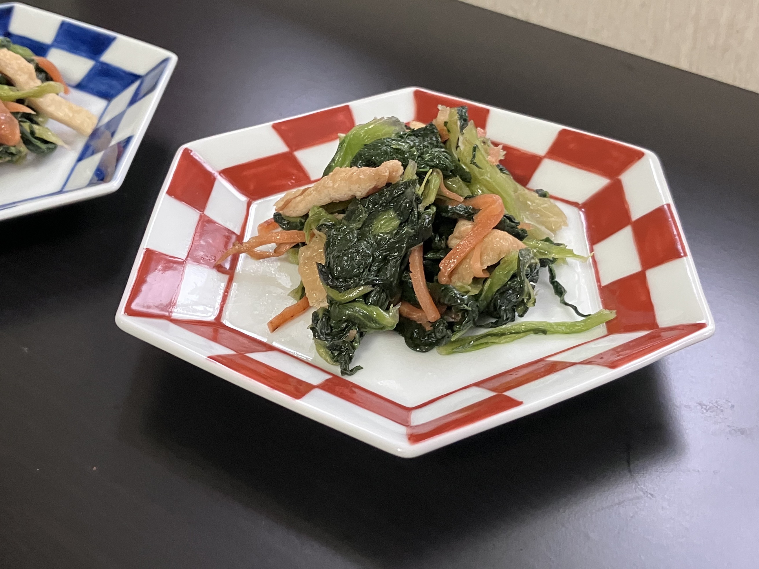 伊万里焼 市松亀甲小皿（青・赤）セット H1076_イメージ3