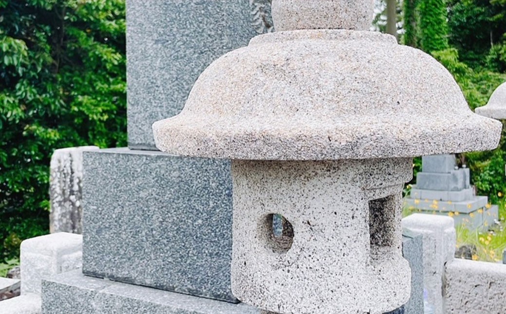 墓地管理・水ぶきによる簡易清掃（年3回）