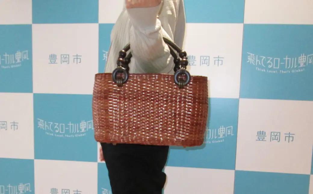 かごバッグ 柳かご（大） / 籠バッグ 豊岡 杞柳細工 伝統工芸士作 伝統工芸品 柳染め かご バッグ カバン 自家栽培 柳 天然素材 高級 おしゃれ 和テイスト 大人 手作り ハンドメイド 日本製 