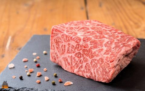 A5ランク THE鹿児島黒毛和牛赤身ブロック 400g ( 鹿児島黒毛和牛 A5 牛肉 ビーフ 贅沢 極上 こだわり プレミアム 徳之島 鹿児島 赤身 脂身 カミチク ローストビーフ 幸せ )